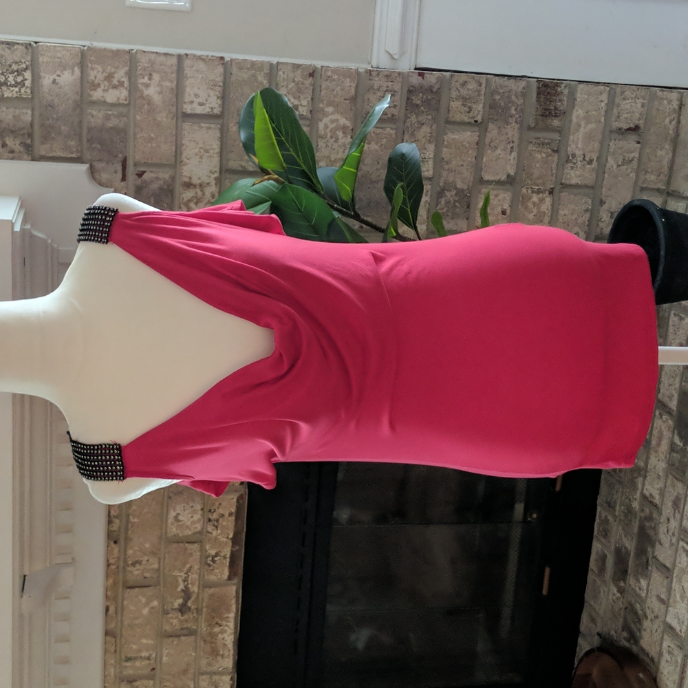 Venus Cold Shoulder Top